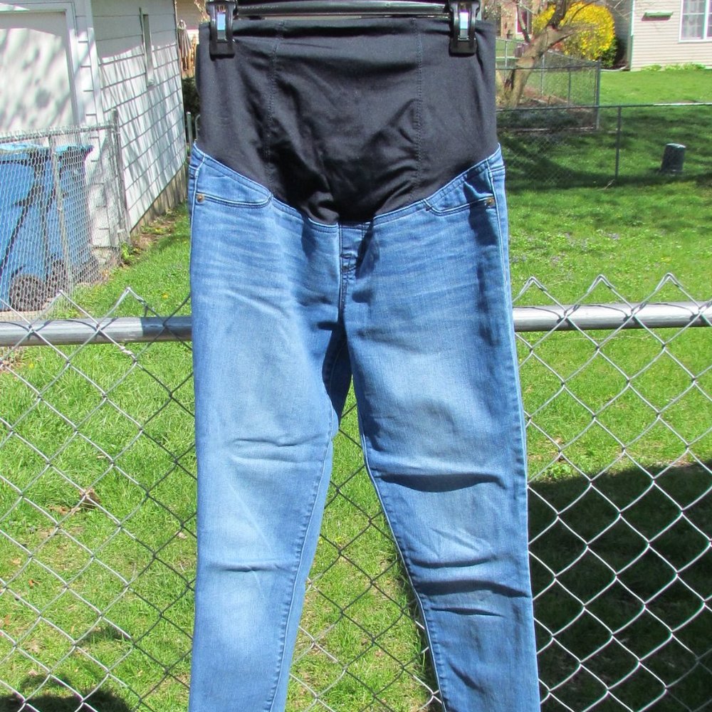 Isabel Maternity by Ingrid & Isabel Jeans size 2